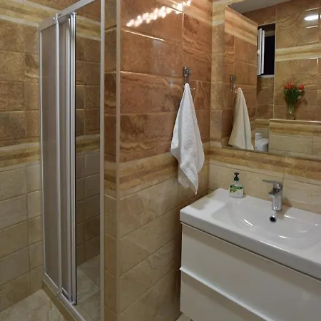 Crown Apartment - Your Most Comfortable Stay Belgrade Exterior photo