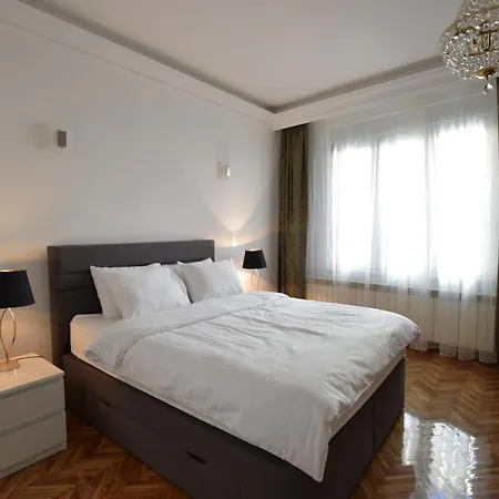 Crown Apartment - Your Most Comfortable Stay Belgrade Exterior photo