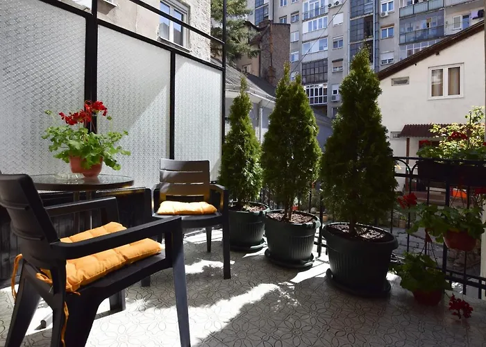 Crown Apartment - Your Most Comfortable Stay
